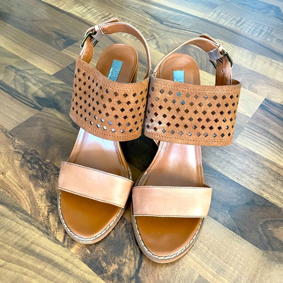 Saddle Brown/ Camel Strappy Block Heel - Saks Off 5th - Size 9 - Picture 2 of 7